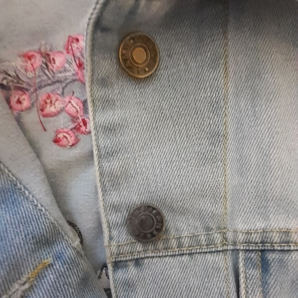 Girls Support Jean Jacket - Picture 7 of 7